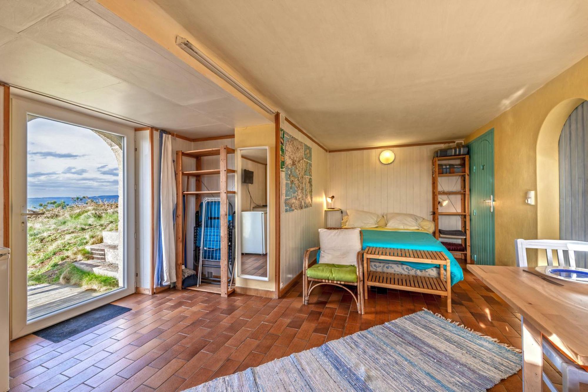 Studio Vue Sur Mer Plomodiern Exterior photo